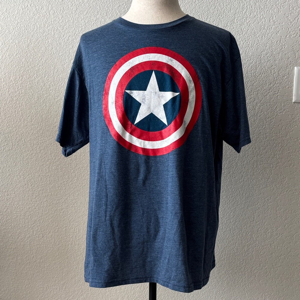 Marvel Navy Blue Captain America Shield T-Shirt Size X-Large